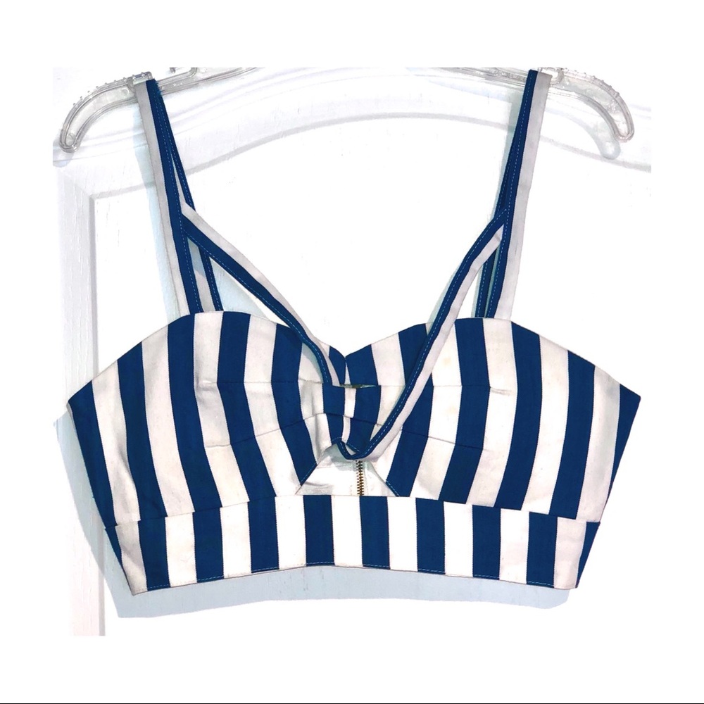 NWOT - Striped White & Blue Top Front Opening